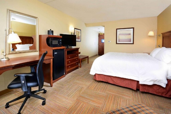 Hampton Inn By Hilton Raleigh-Capital Blvd. North image 24